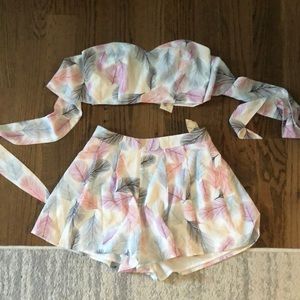 L’atiste Leaf Halter Top and Shorts Set